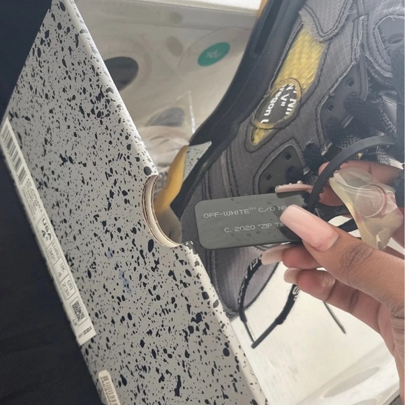 Jordan 5 Retro Off-White (Black) - Picture 5 of 6